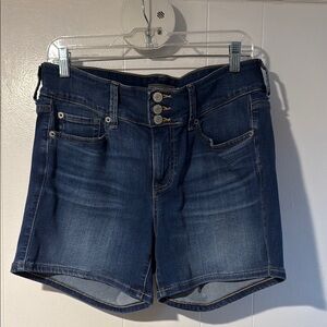 3.5 Inch Jegging Super Soft Denim High-Rise Short